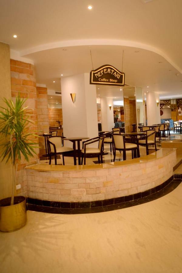 Cleopatra Hotel Assuão Exterior foto